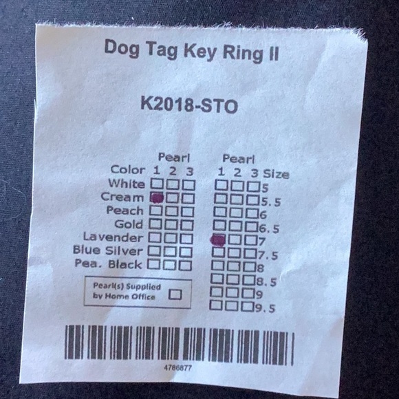 🦪 Offering for sale original Vantel Pearls dog tag keychain. - Picture 2 of 3